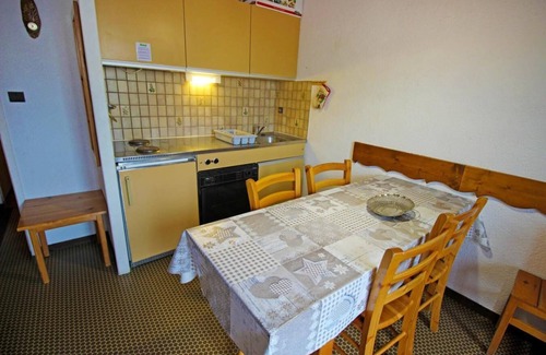 Villarodin-Bourget Apartment | 1st floor, balcony, tv, ski locker, 35m², La Norma