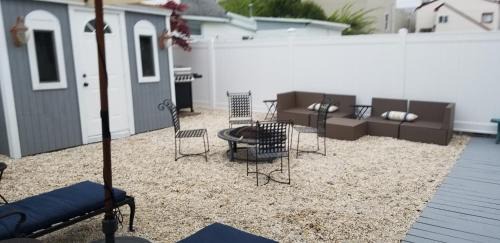 Wildwood Apartment | 1st floor cottage! One Block to Beach, Convention Center and Wildwood Crest!