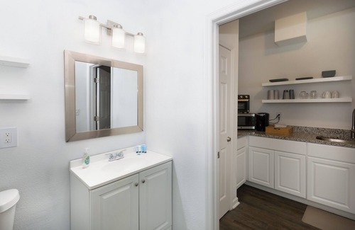 Goose Creek Apartment | 1st Floor Studio Apt in walkable Resort with Pools