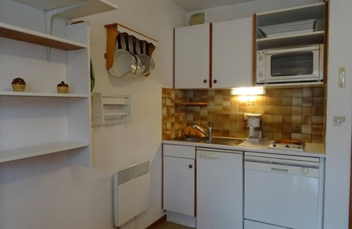 Bourg-Saint-Maurice Apartment | 1st floor, view mountain, balcony, parking, tv, ski locker, 22m², Les Arcs