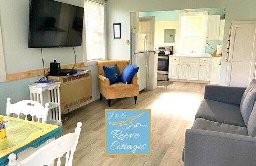Aquebogue Cottage | 1st of 6 Premier Waterfront Vacation Rentals on Long Island NY in Wine Country of Famed North Fork