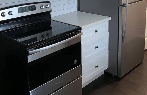 Texas City Condo | 2/1 Condo on 1st level with covered parking