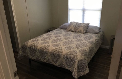 Shearer Hills - Ridgeview House | 2/1 Fur Baby & Family-Friendly (LG fenced yard) Home in Central SA