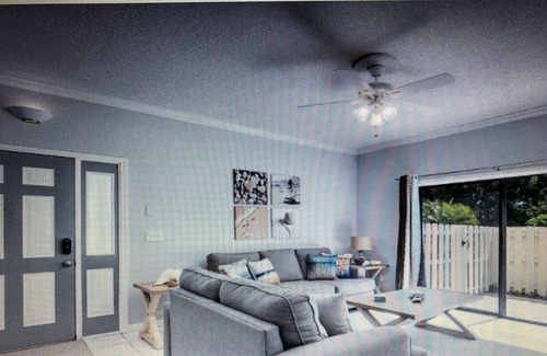 Bella Vista Condo | 2/2 Condo 1-st floor,Carlin Park, 7-8 min walk distance to beach/ Atlantic Ocean