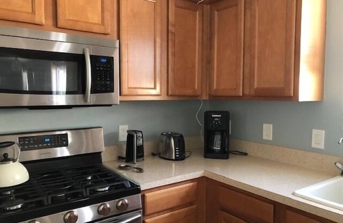 Mallory Square Villa | 2/2 COURTYARD CLOSE TO LAKE SUMTER LANDING