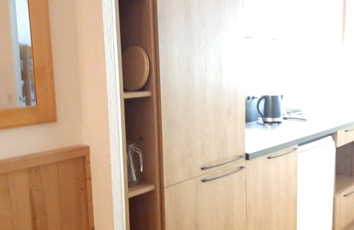 La Perriere Apartment | 2* 3-Bed Ski-in/Ski-out, 9 pers, elevator and covered parking