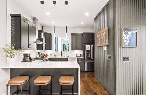Buena Vista House | 2 Adjacent Luxury Homes|Rooftop Decks + Game Rooms