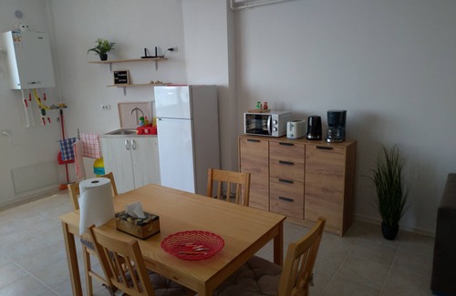 Mamaia-Sat Apartment | 2 Appartments , next to each other, on the beach, splendid view, max 10 persons