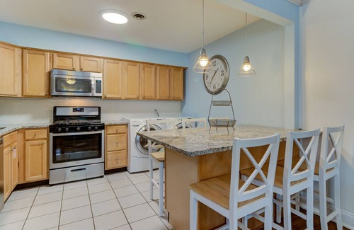 Cape May Cottage | 2 Bd 1 ba home close to Beach - now renting for 2025!