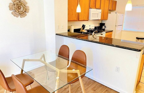 Reno House | 2 Bd, 2.5 Baths,3TVs,Sleeps 7/F9