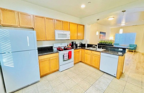 Reno House | 2 Bd, 2.5 Baths, Sleeps 6/G9
