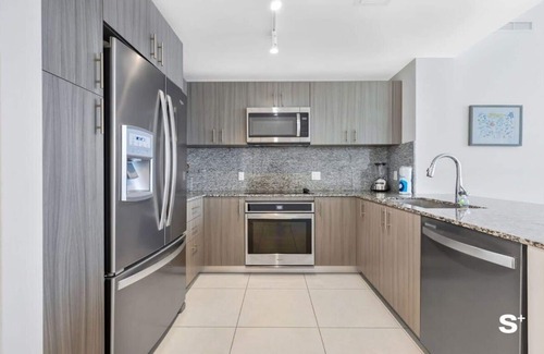 Doral Condo | 2 BD Downtown Doral Condo | Free Parking