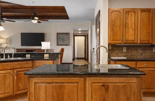 Lake Buena Vista Resort | 2 bdrm Presidential condo