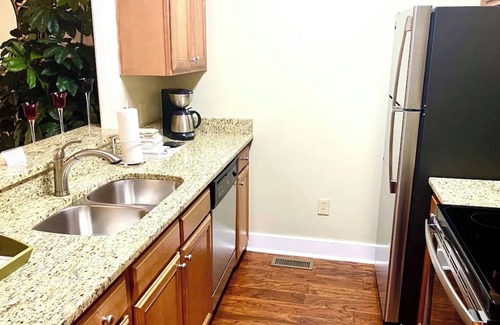 Lackey House | 2 bdrm Townhome with Incentives!n