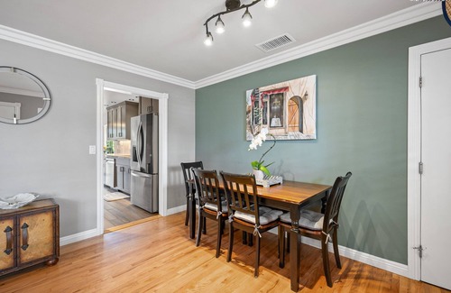 South Oceanside House | 2 Beautiful Coastal Homes FAMILY FRIENDLY: Outdoor Space: FireTable BBQ Yard EVC