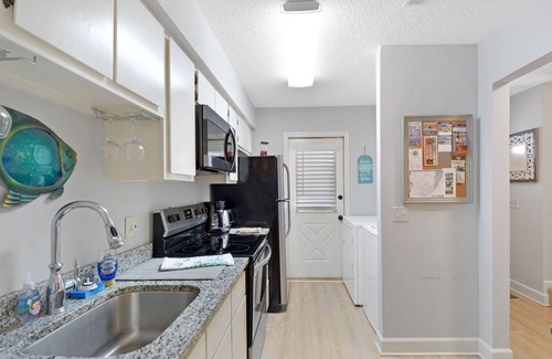 Saint Simons Island Condo | 2 bed/1.5 bath Gascoigne Unit. Nicely remodeled.
