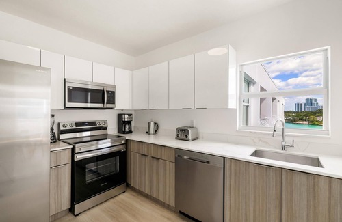Bay Harbor Islands Apartment | 2 Bed 2 Bath, Private Balcony and Water Views