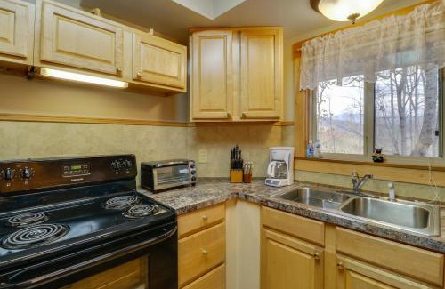 Whittier House | 2 Bed 2 Bath Vacation home in Whittier V