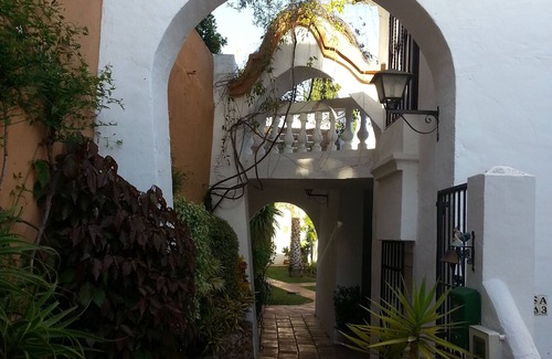 Oasis del Capistrano House | 2 Bed, 2 Bathrooms Villa, South Facing Private Terrace With A/c and free Wifi