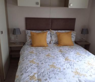 Grampound House | 2 bed 2 ensuite Holiday Home