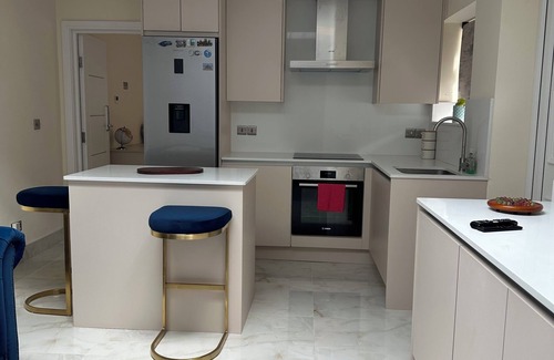 Runnymede House | 2 Bed Annexe in Surrey/Egham/Heathrow/Windsor