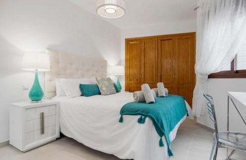 Benahavis Apartment | 2 Bed Apartment in Benahavis Village