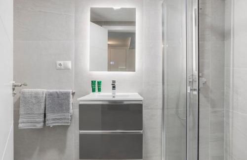 Benahavis Apartment | 2 Bed Apartment in Benahavis Village