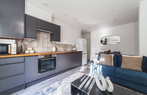 Childs Hill Apartment | 2 Bed Apartment in Golders Green