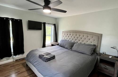 Stephentown Apartment | 2 Bed Berkshire Getaway @ Stephentown Hotel