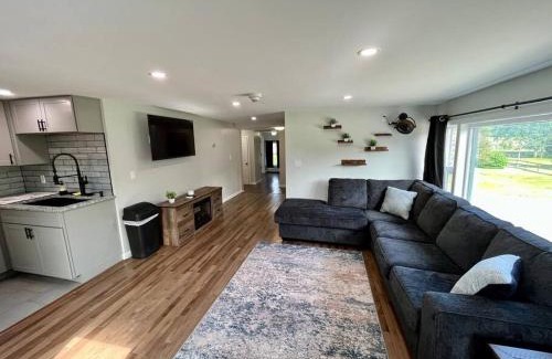 Stephentown Apartment | 2 Bed Berkshire Getaway @ Stephentown Hotel