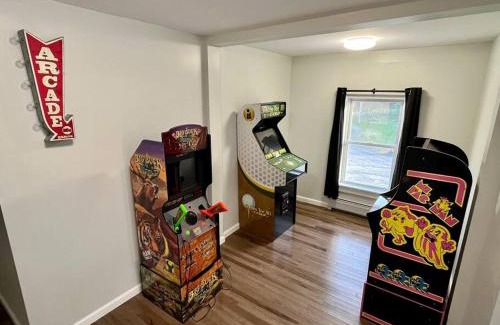 Stephentown Apartment | 2 Bed Berkshire Getaway @ Stephentown Hotel