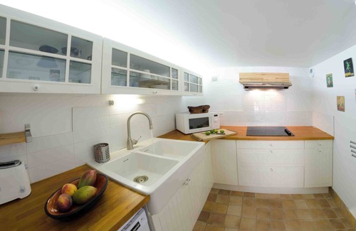 Aigues-Mortes Apartment | 2 bed duplex with pool near Aigues mortes ramparts and 10 min from beaches