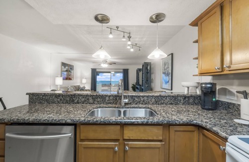 Thomas Drive House | 2 Bed Gulf Front Townhome PCB
