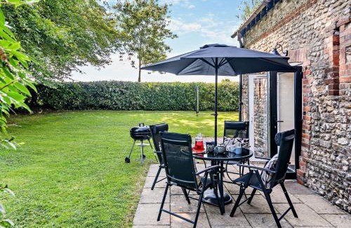 Maiden Newton House | 2 Bed in Abbotsbury 92416