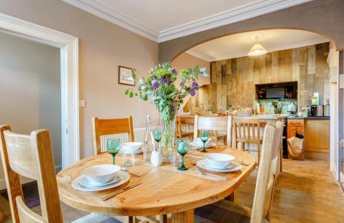 Eyemouth House | 2 Bed in Ayton 77427