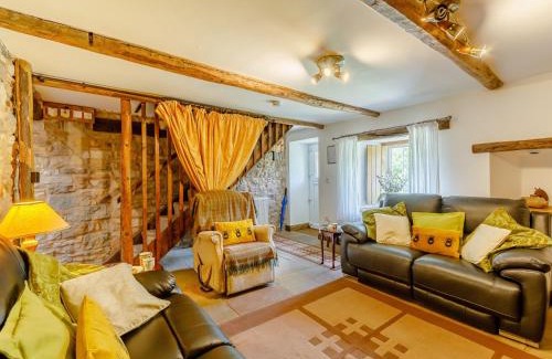 Brampton House | 2 Bed in Brampton 73578