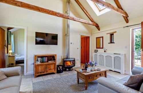 Callington House | 2 Bed in Callington TYLER