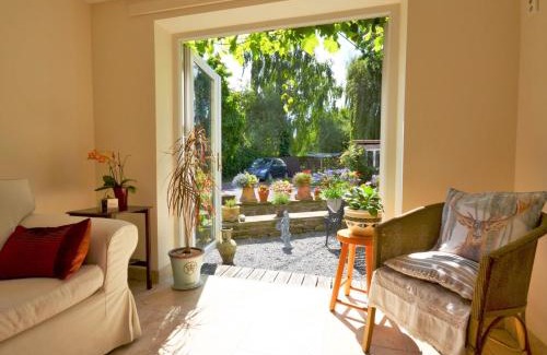 Glangrwyney House | 2 Bed in Crickhowell 76431