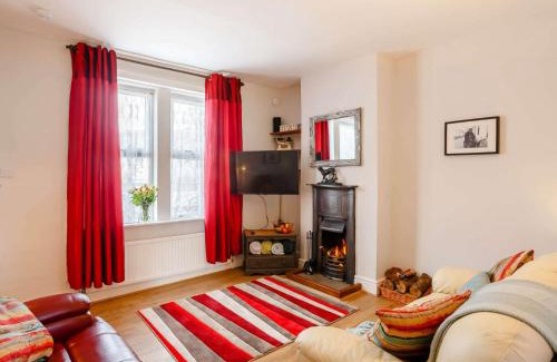 Kettlewell House | 2 Bed in Kettlewell 87370