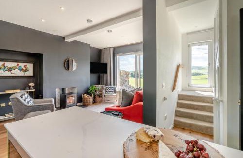 Cupar House | 2 Bed in Newburgh oc-f32595