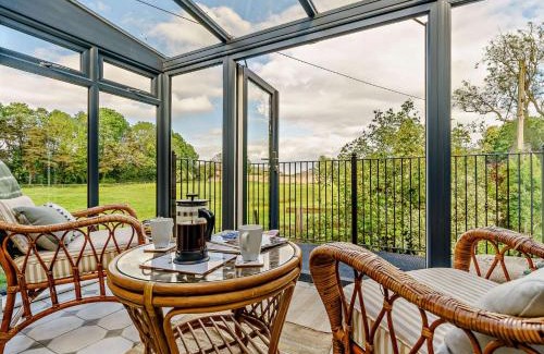 Richmond House | 2 Bed in Richmond 83085