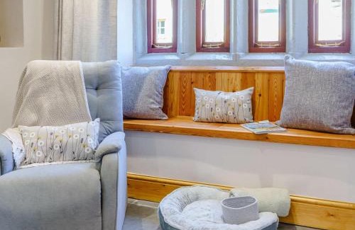 Urswick House | 2 Bed in Ulverston 83453