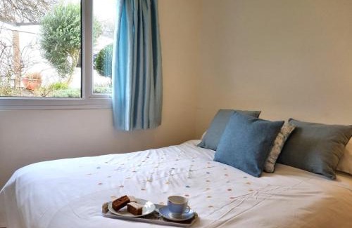 Galmpton House | 2 bed property in Galmpton BX008