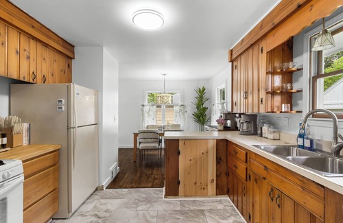Belleville House | 2 bed. Quiet neighborhood. Near Belleville Lake. 1/2 mile to public boat launch.