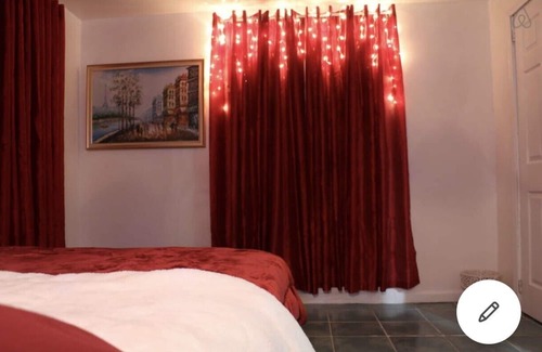 Ocean Hill Apartment | 2 Bed Room Affordable Private Apartment in Brooklyn/Manhattan/NYC .