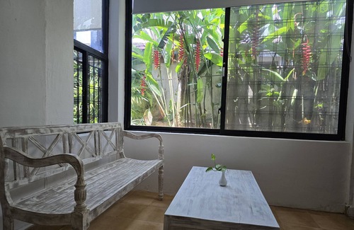Polgasowita House | 2 bed room clean and cozy, safe and quite lodging away from Colombo traffic.