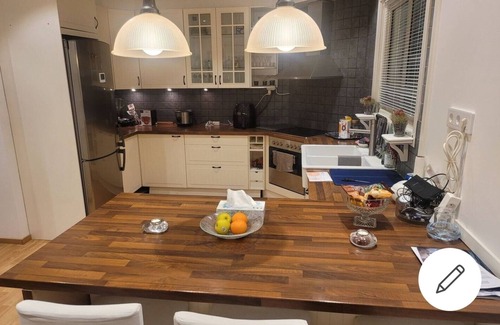 Orebro House | 2 bed room Quite and central house in Orebro