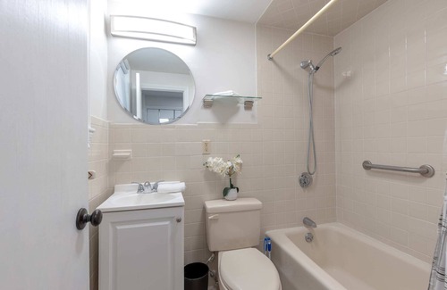 Wellington-Harrington Apartment | 2 Bed w/Free Parking in East Cambridge