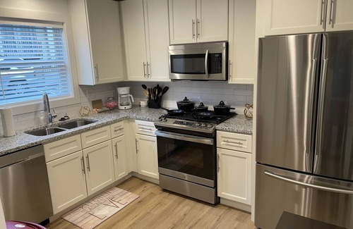 Poncey-Highland Condo | 2 Bedrm Apt On Beltline VA Highlands