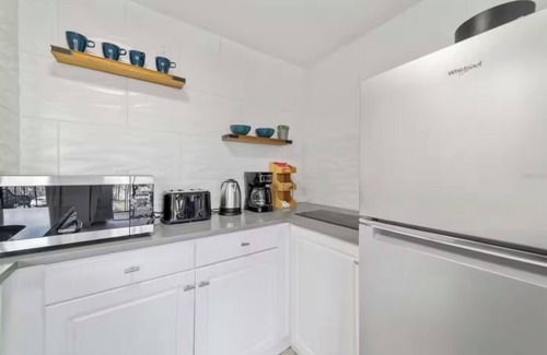 Southwest Orlando Condo | 2 bedrm Condo w/4 beds near Universal and Disney